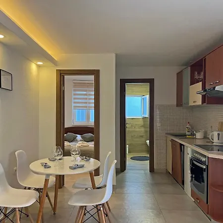 Apartments Center Opatija Ziric Exterior photo