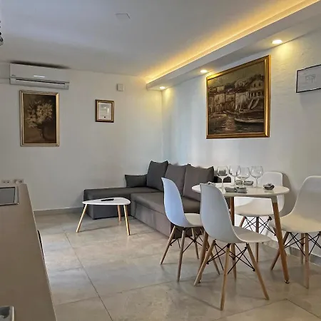 Apartments Center Opatija Ziric Exterior photo